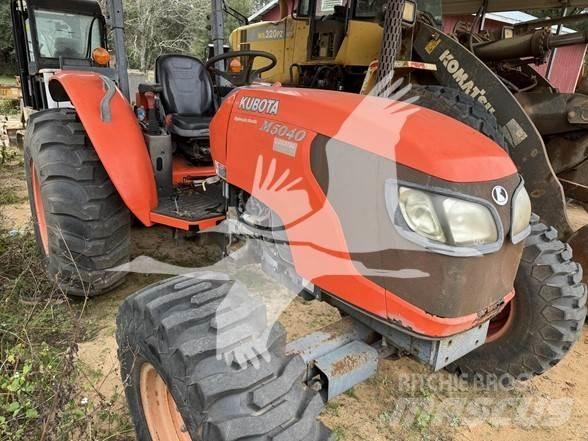 Kubota M5040 Traktorit