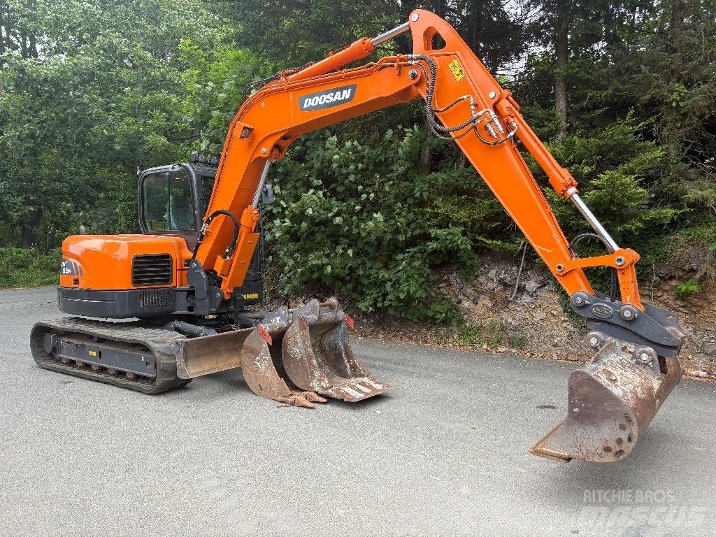 Doosan DX 85 R Midikaivukoneet 7t - 12t