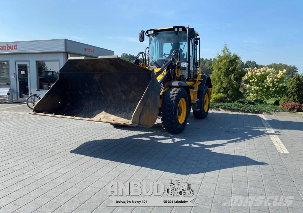 JCB 411 HT Pyöräkuormaajat