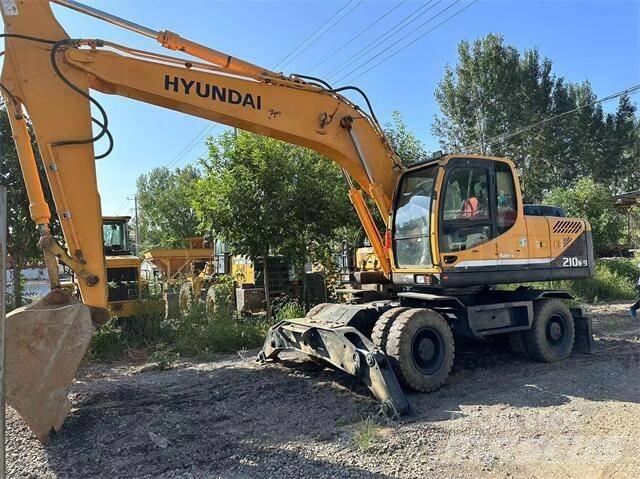 Hyundai 210W Pyöräkaivukoneet
