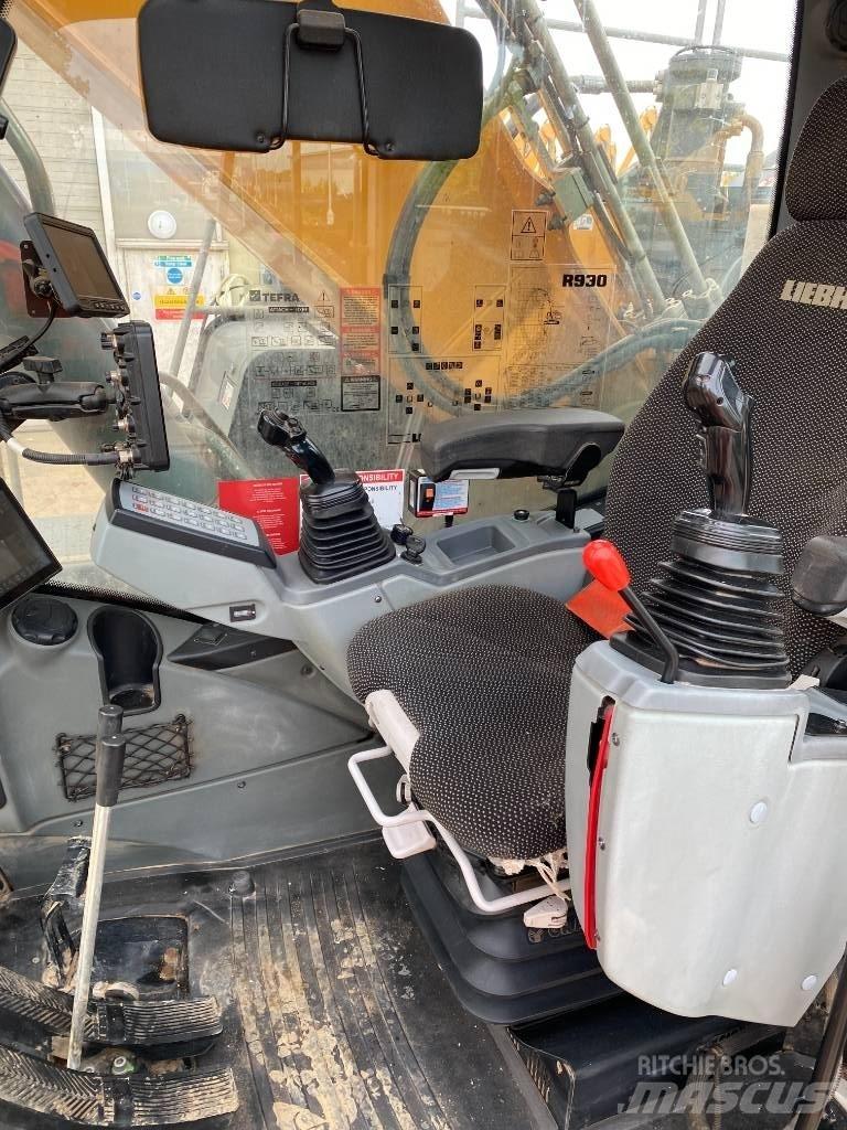Liebherr R 930 Telakaivukoneet