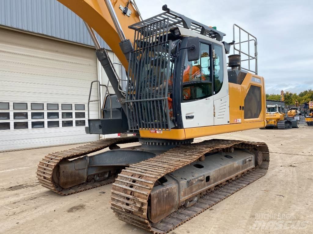 Liebherr R 930 Telakaivukoneet