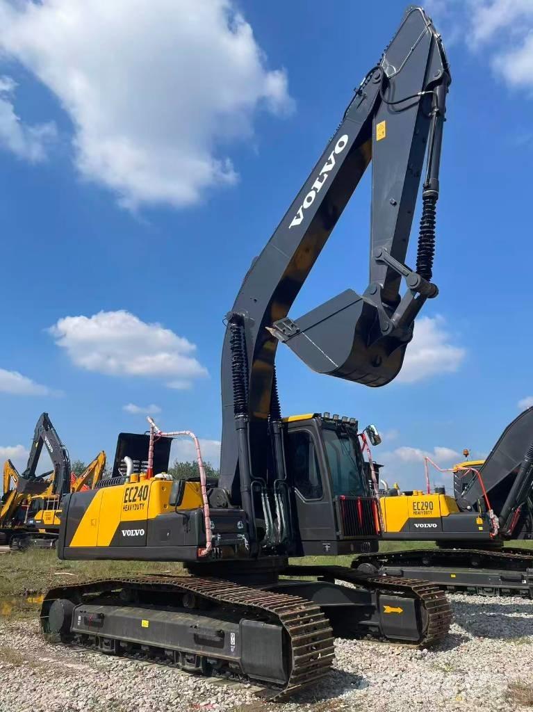 Volvo EC 240 Telakaivukoneet