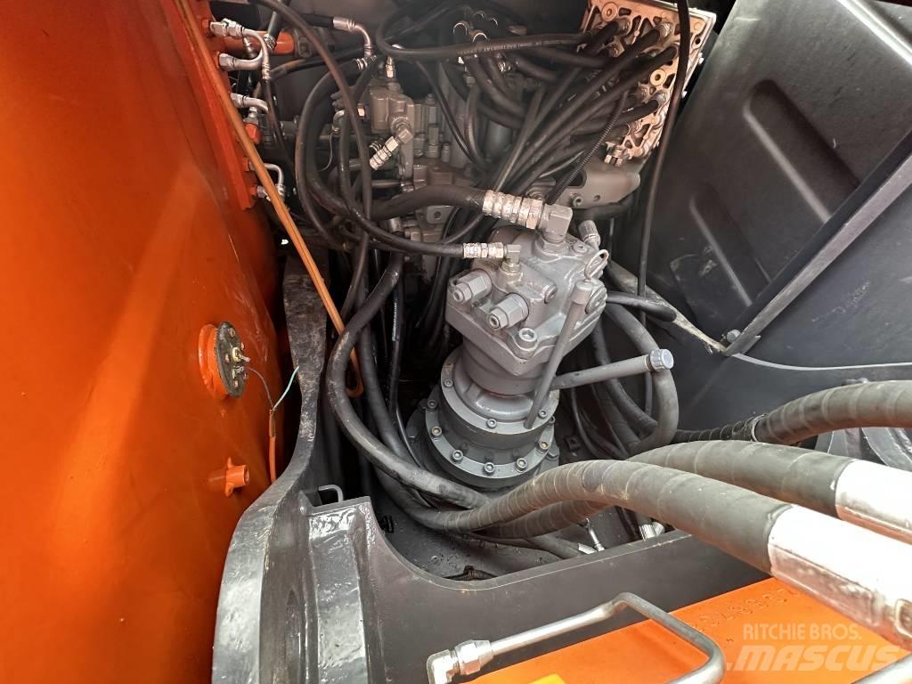 Hitachi ZX 120 Telakaivukoneet