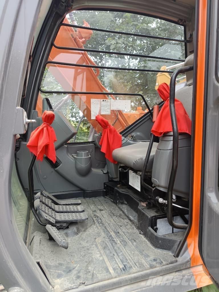 Hitachi ZX 80 Midikaivukoneet 7t - 12t