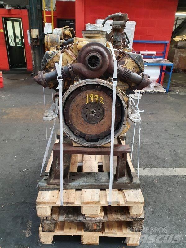 CAT 3208T Moottorit