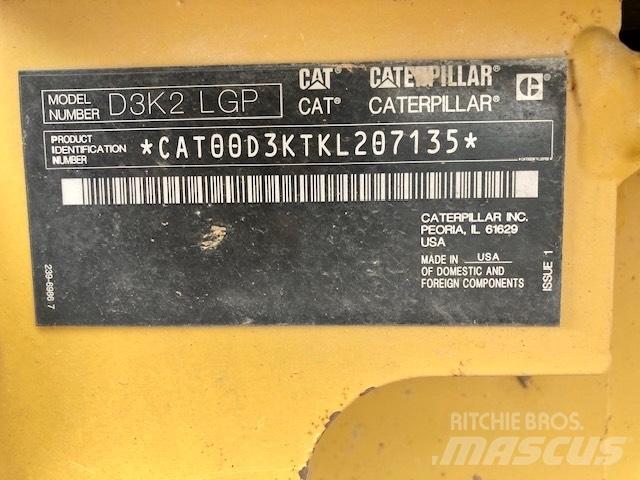 CAT D 3 K 2 LGP Telaketjupuskutraktorit