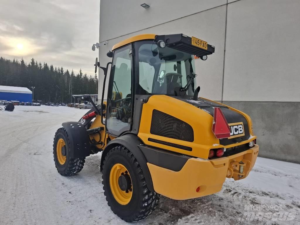 JCB 409 Pyöräkuormaajat
