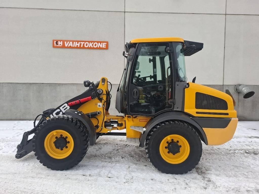 JCB 409 Pyöräkuormaajat