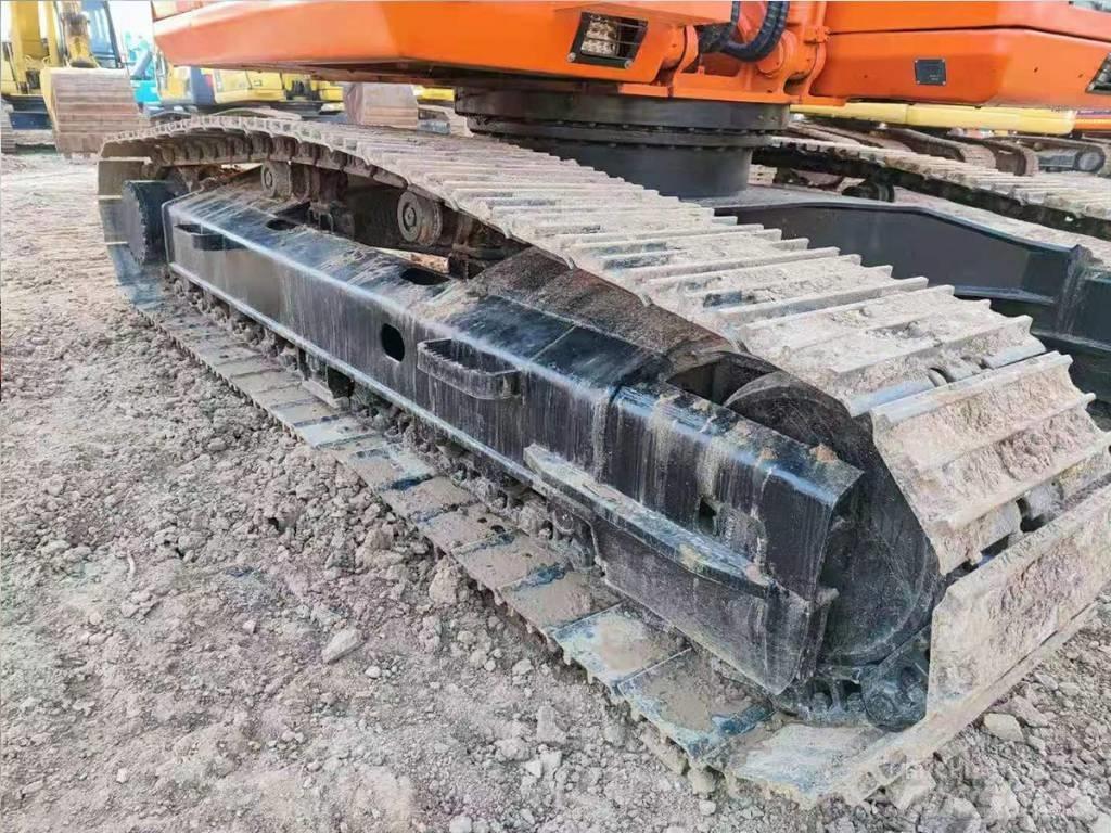 Doosan 225 Telakaivukoneet