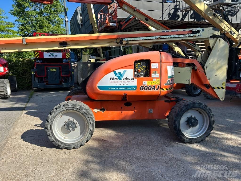 JLG 600 AJ Kuukulkijat