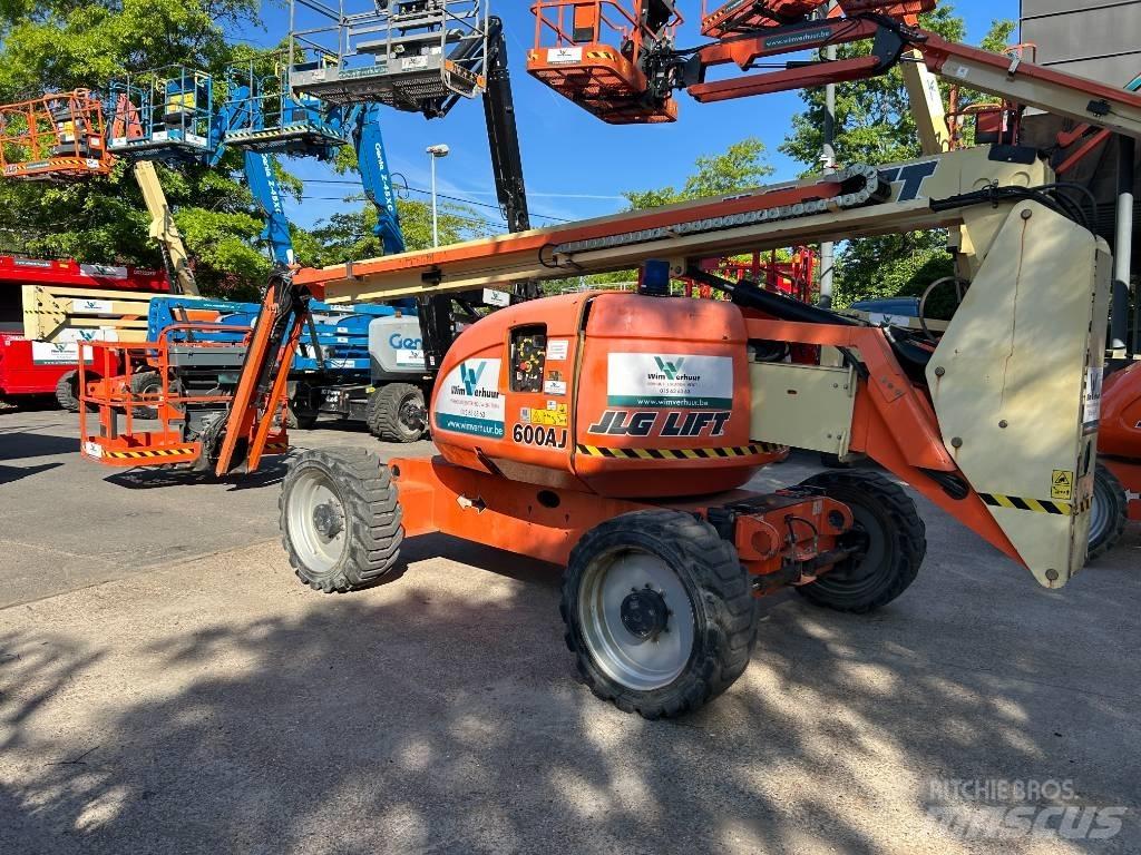 JLG 600 AJ Kuukulkijat