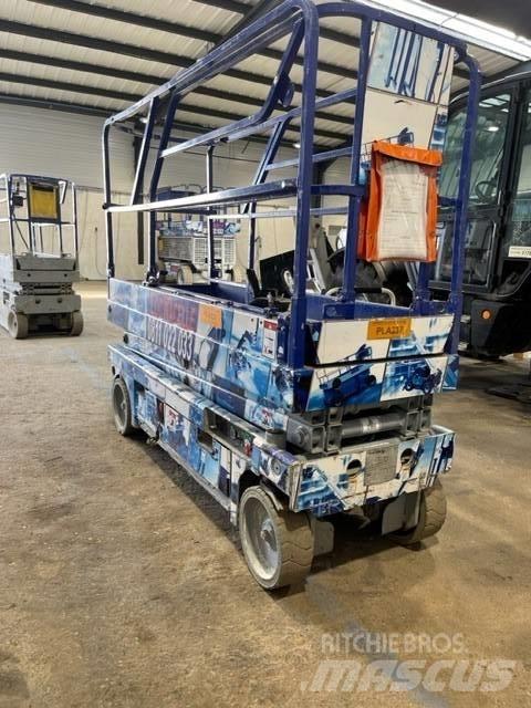 Haulotte Compact 8 Saksilavat