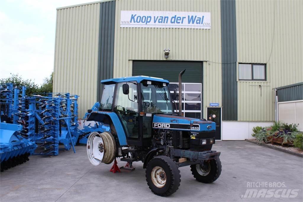 Ford 6640 2WD Traktorit