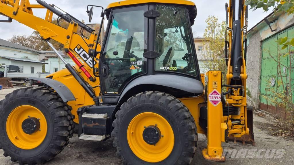 JCB 4 CX Kaivurikuormaajat
