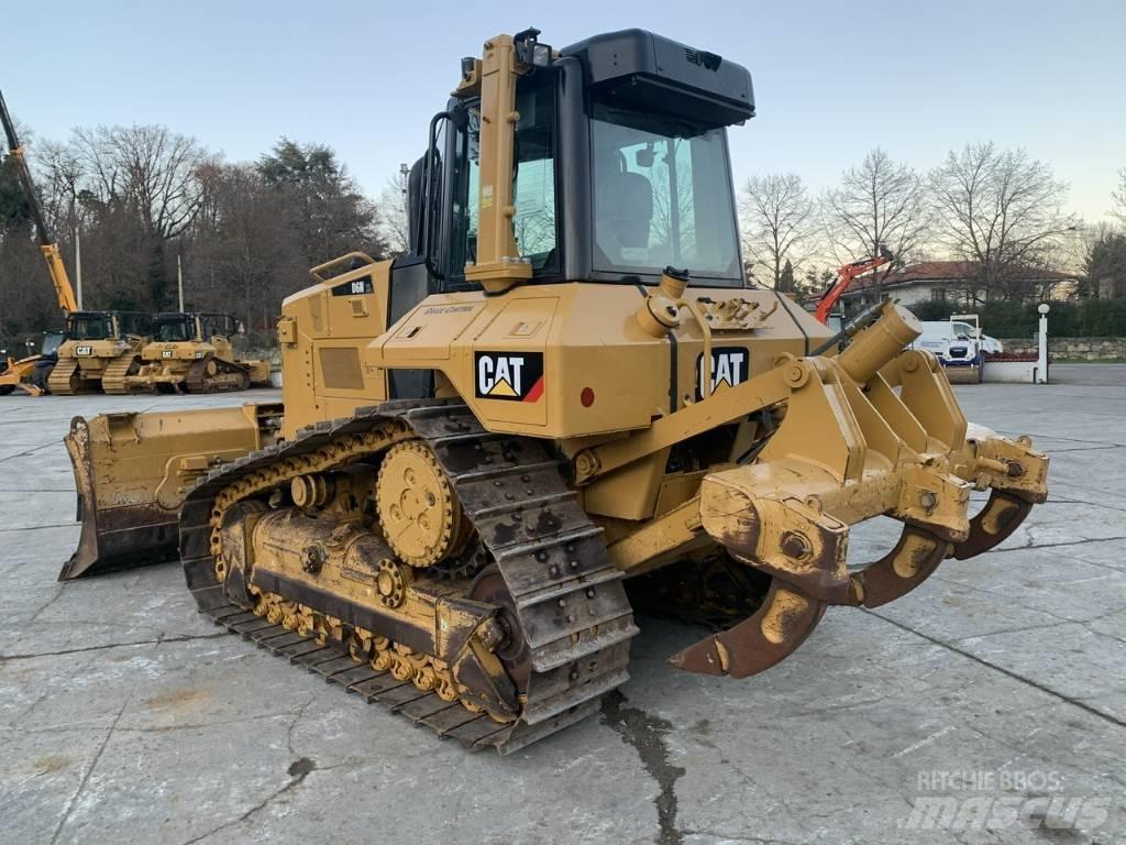 CAT D 6 N XL Telaketjupuskutraktorit