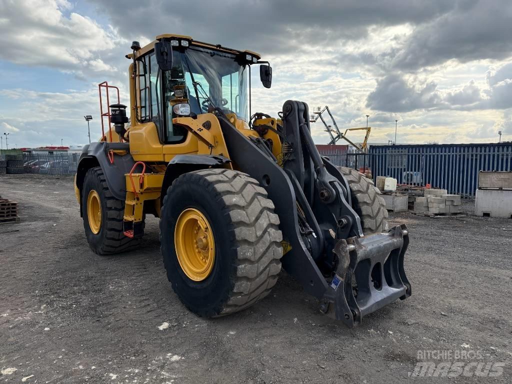 Volvo L 110 H Pyöräkuormaajat