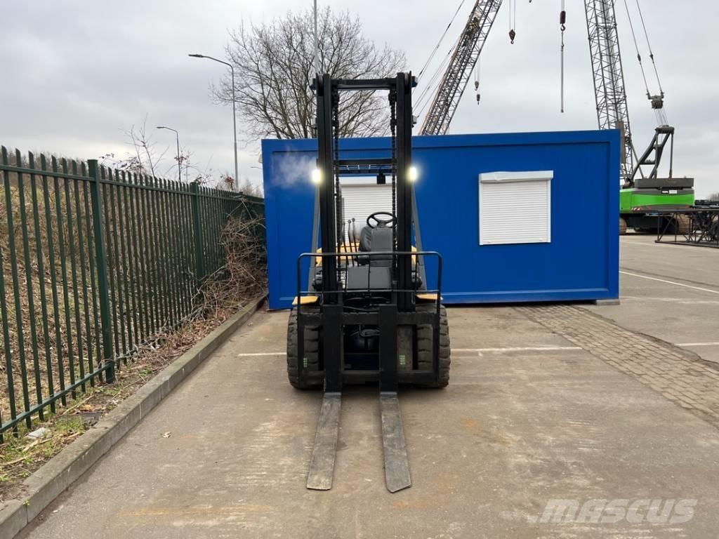 CAT GP 40 K L Nestekaasutrukit