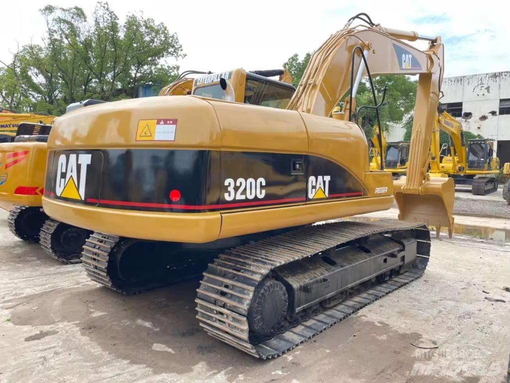 CAT 320 C Telakaivukoneet