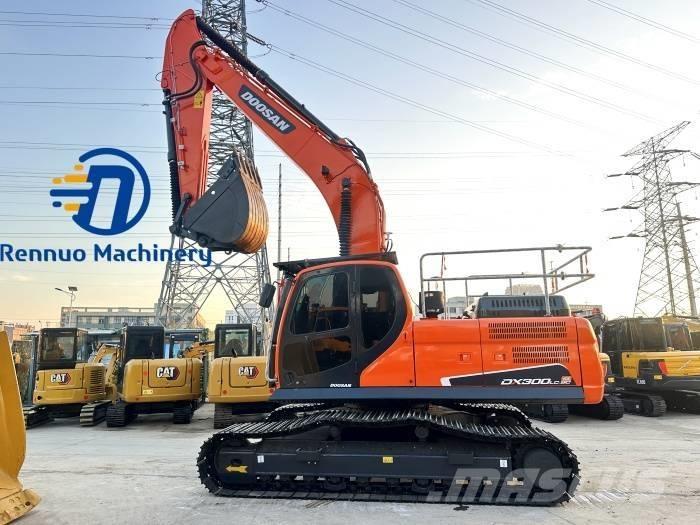 Doosan DX 300LC-9C Telakaivukoneet