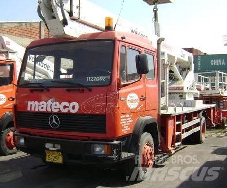 Daimler-Benz 1317 Nostolava-autot