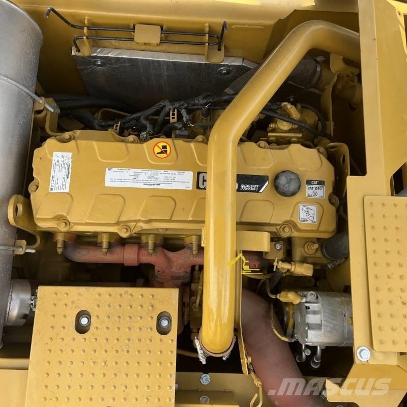 CAT 330D2L Telakaivukoneet