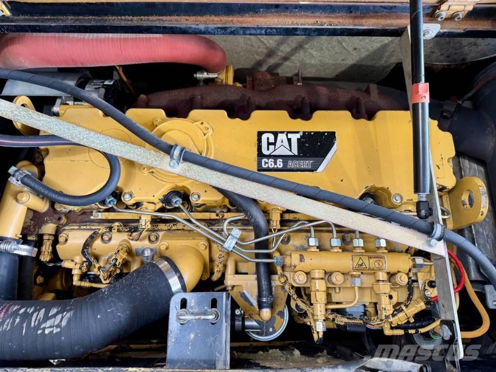 CAT M 318 D Pyöräkaivukoneet