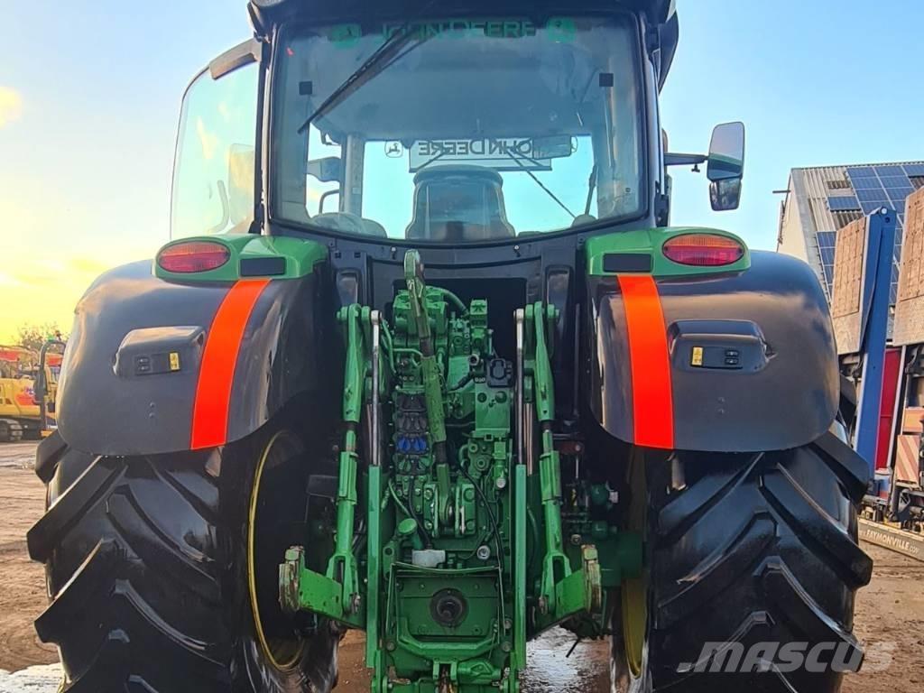 John Deere 6195 R Traktorit
