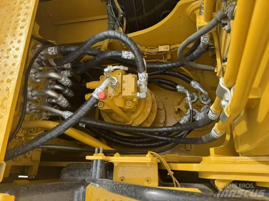 CAT 323GC Telakaivukoneet