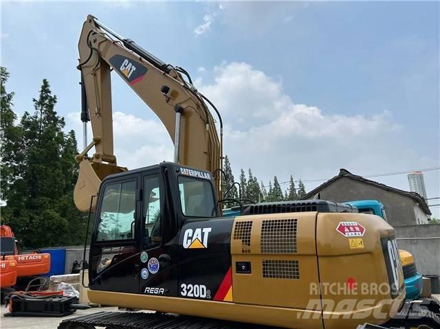 CAT 320 D Telakaivukoneet