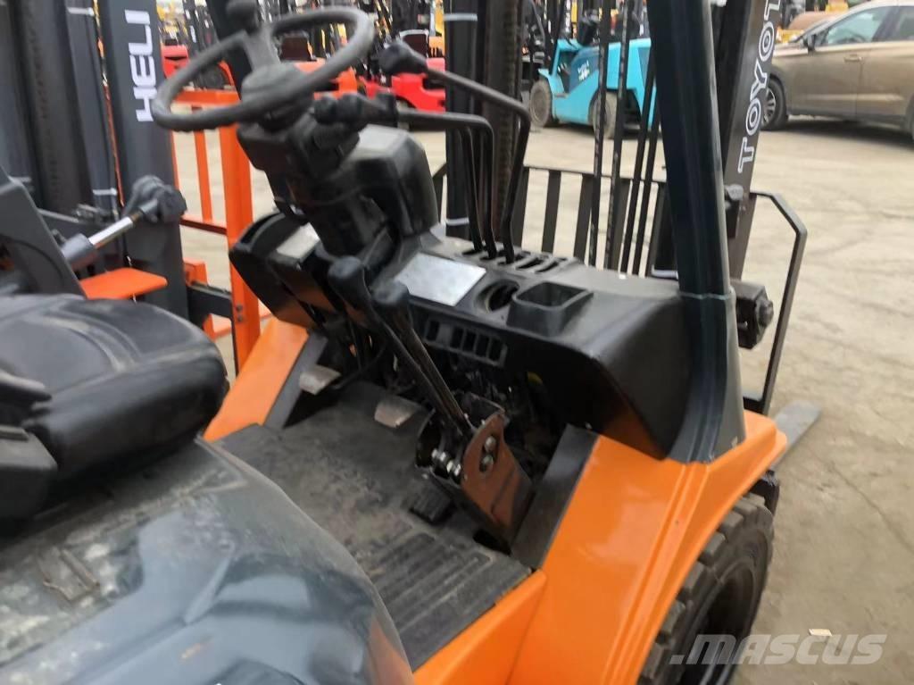 Toyota FD30 Dieseltrukit