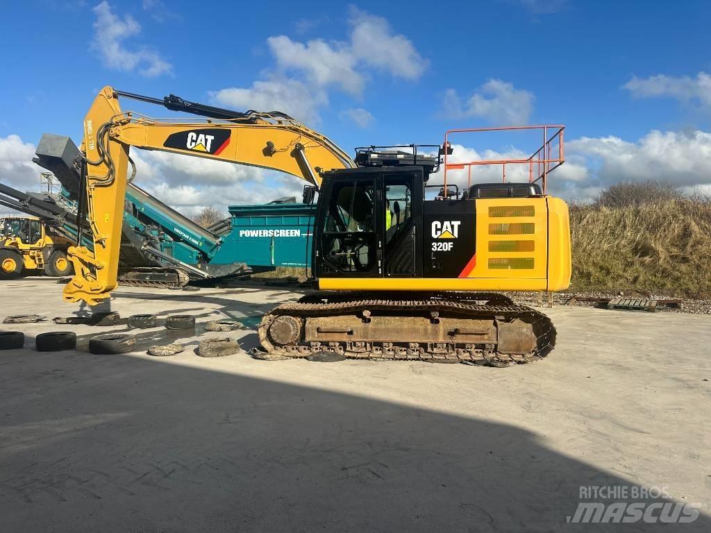 CAT 320FL Telakaivukoneet