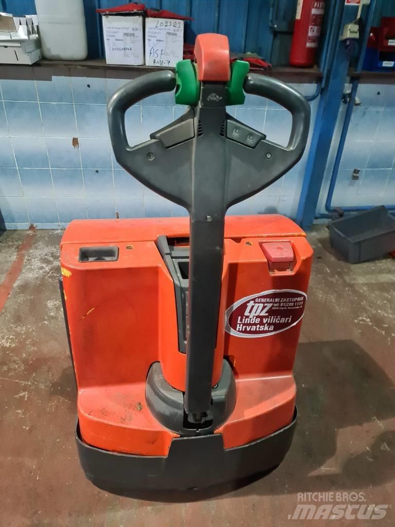 Jungheinrich EJE120 Lavansiirtotrukit