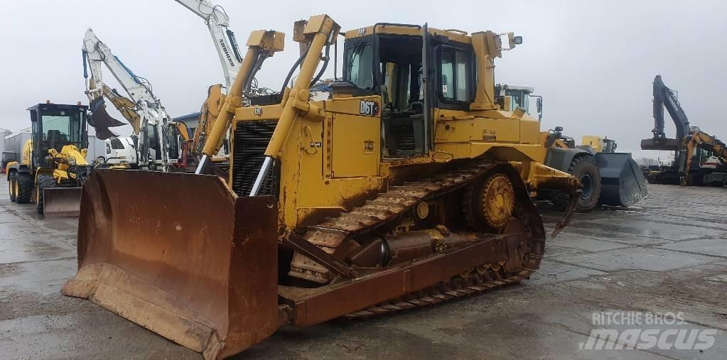 CAT D 6 T XL Telaketjupuskutraktorit
