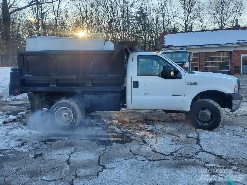 Ford F 350 FX4 Sora- ja kippiautot