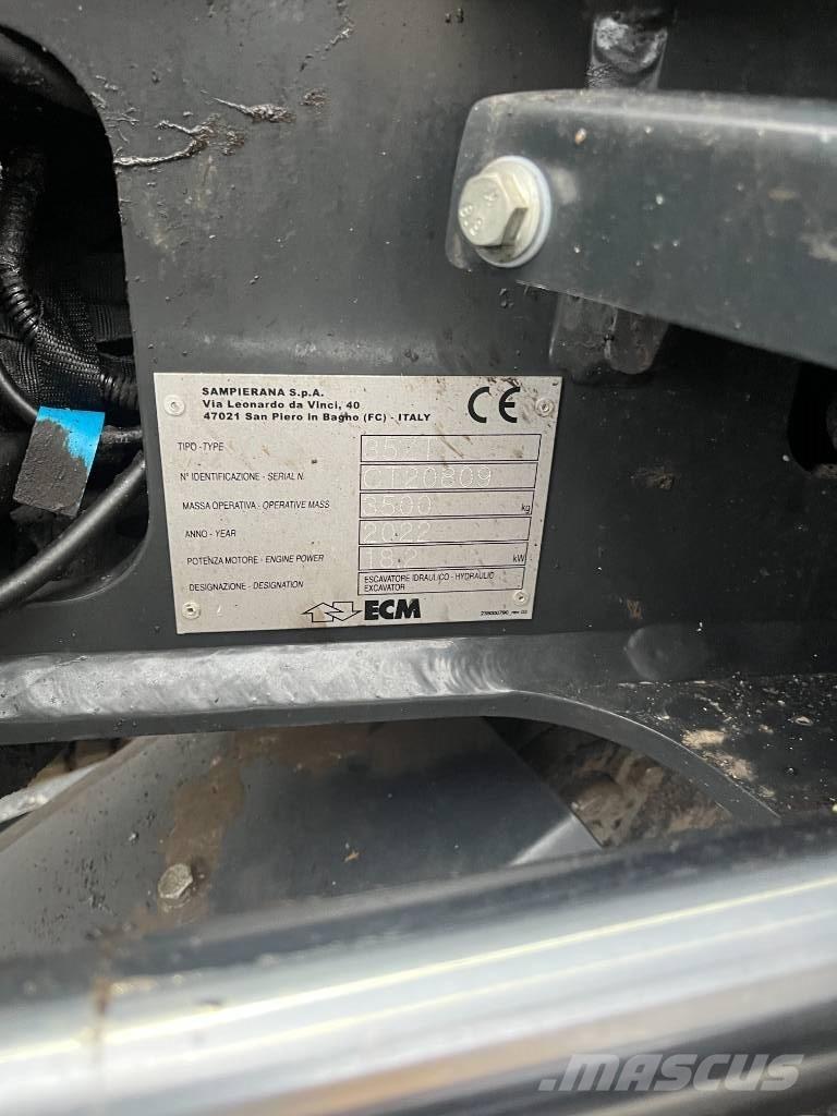 ECM 35 ZT Minikaivukoneet < 7t