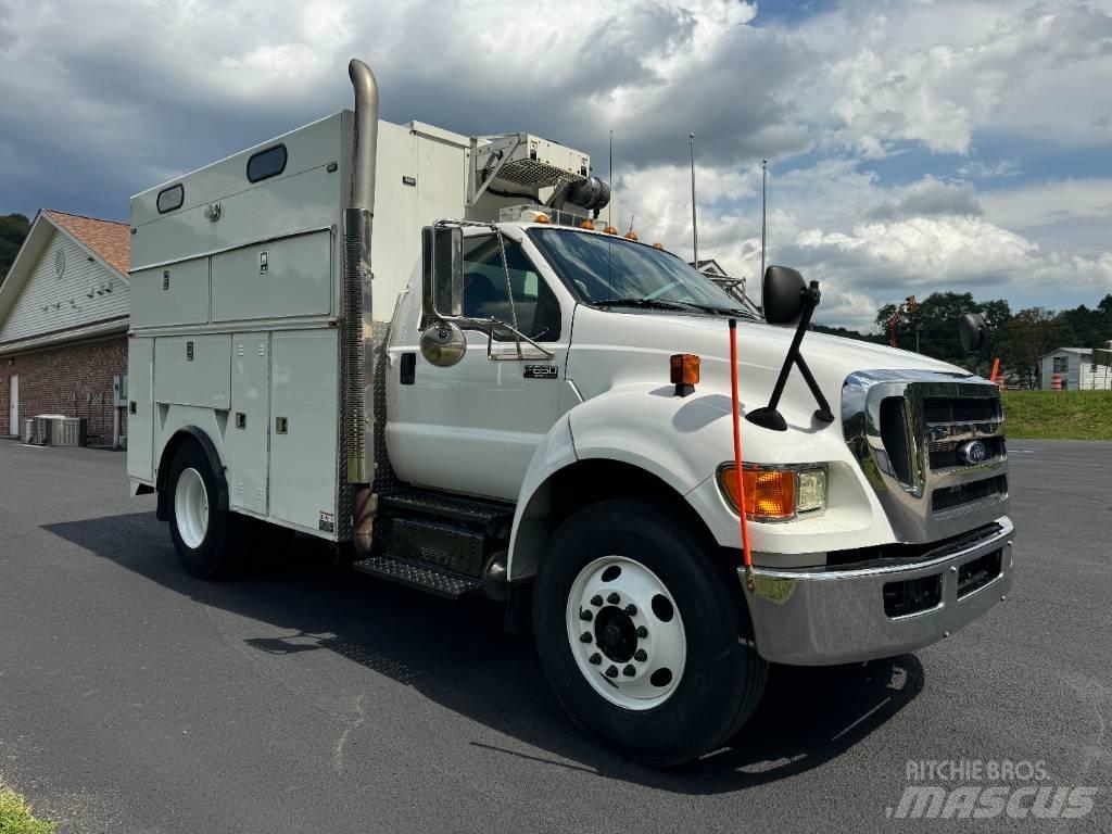Ford F 650 Lava-autot