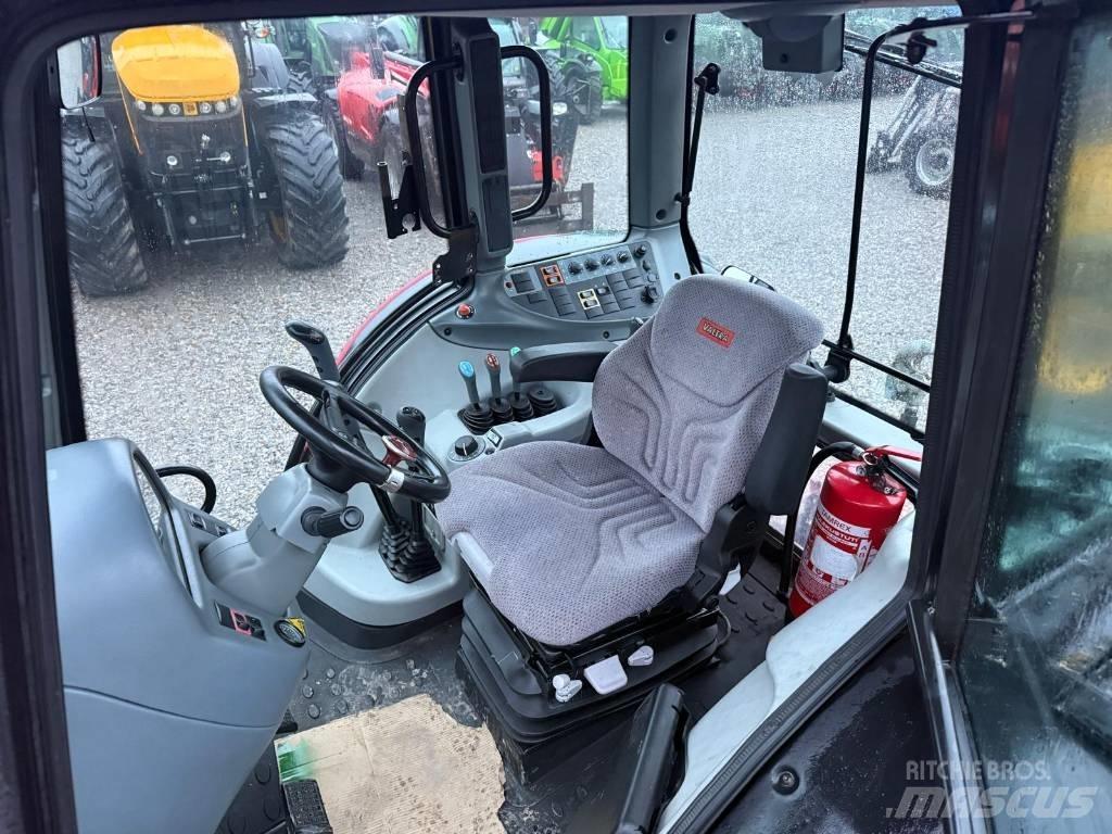 Valtra T 161 Traktorit