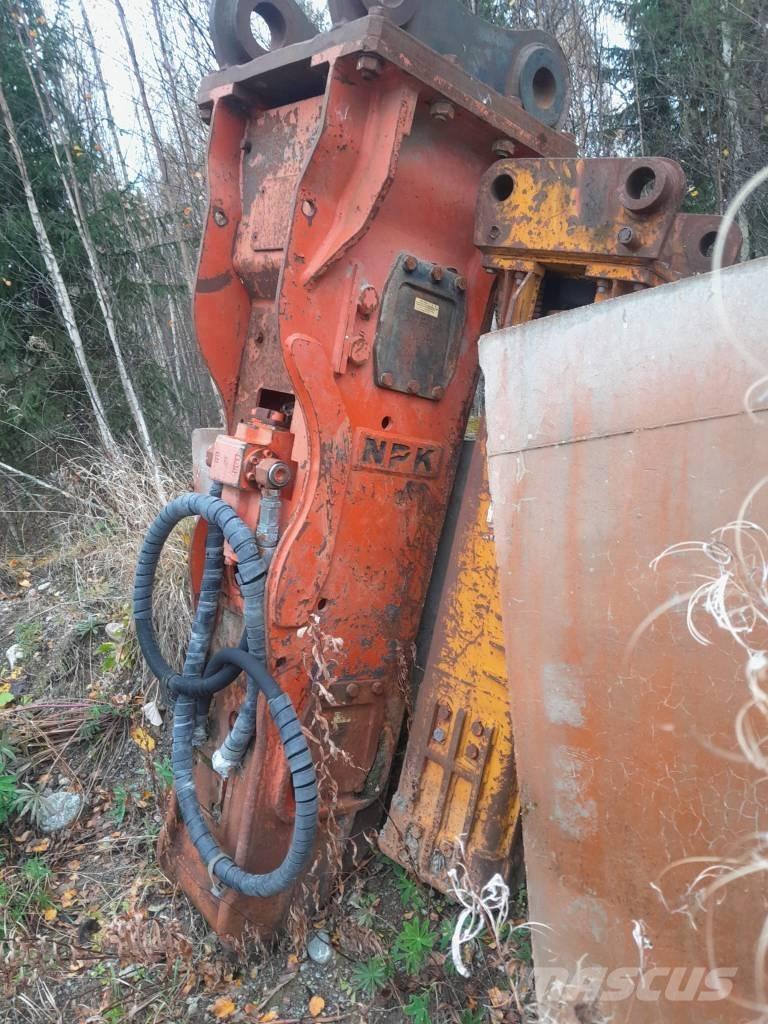 NPK E-216B Iskuvasarat