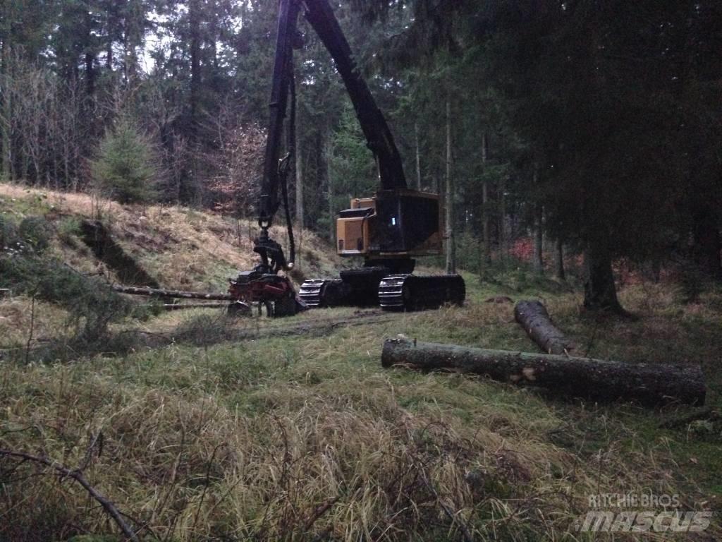 Tigercat LH830C Harvesterit