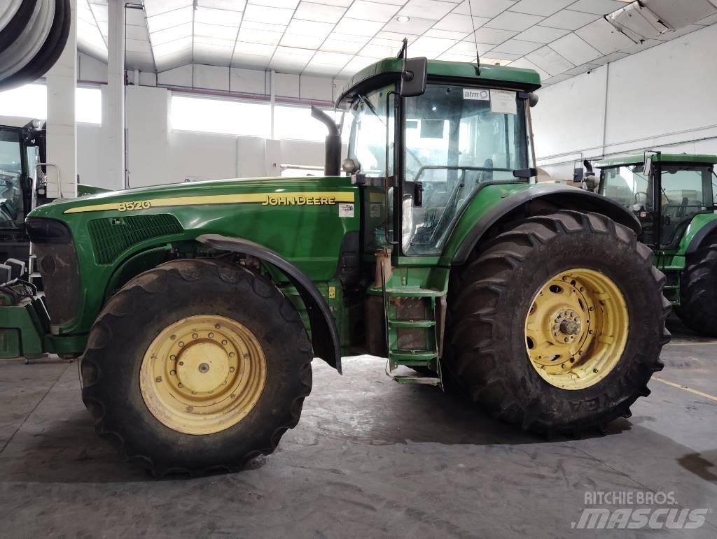 John Deere 8520 Traktorit