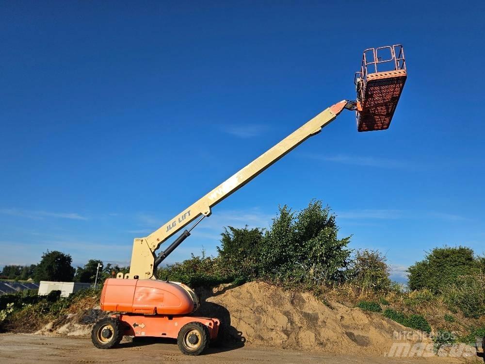JLG 680S Teleskooppipuominostimet