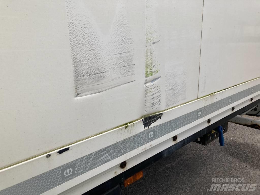 Krone Boxtrailer Umpikori puoliperävaunut