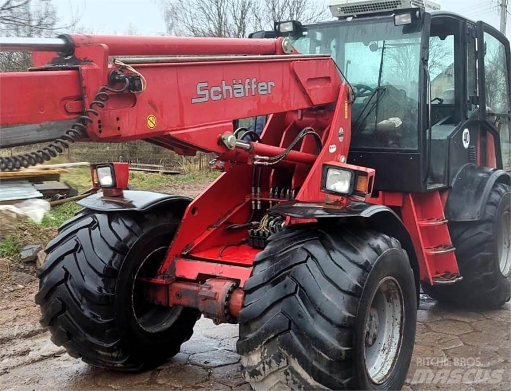 Schäffer 980T Pienkuormaajat
