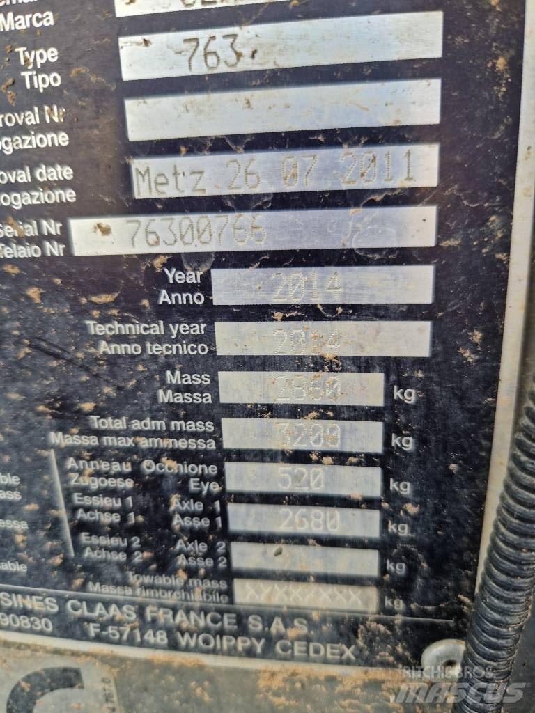 CLAAS Rollant 374 RC Pyöröpaalaimet