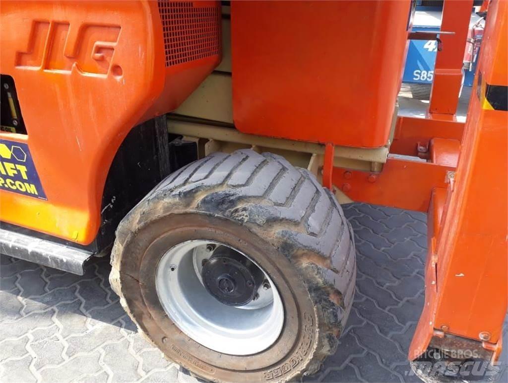 JLG 3394RT Saksilavat
