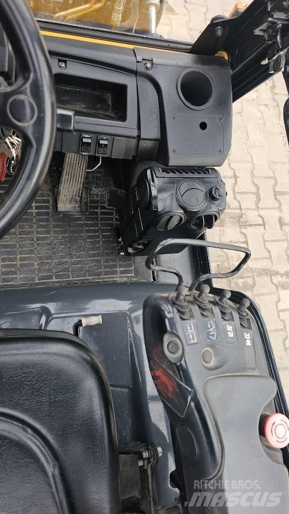 CAT GP 25 NT Nestekaasutrukit