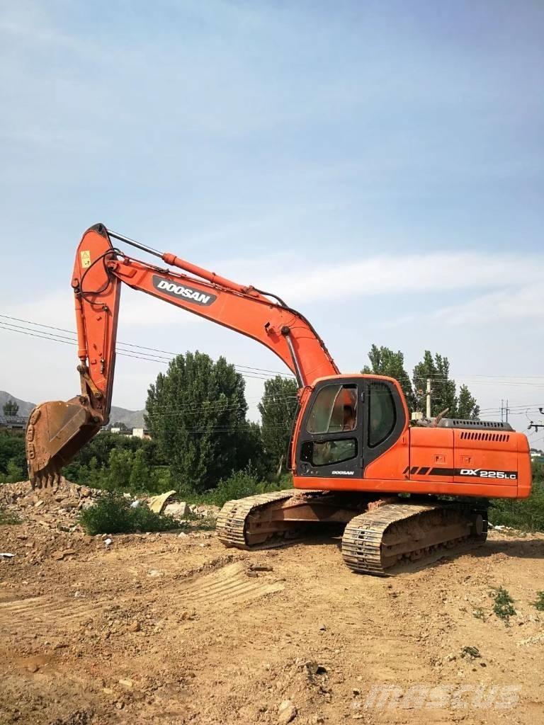 Doosan dx225 Telakaivukoneet