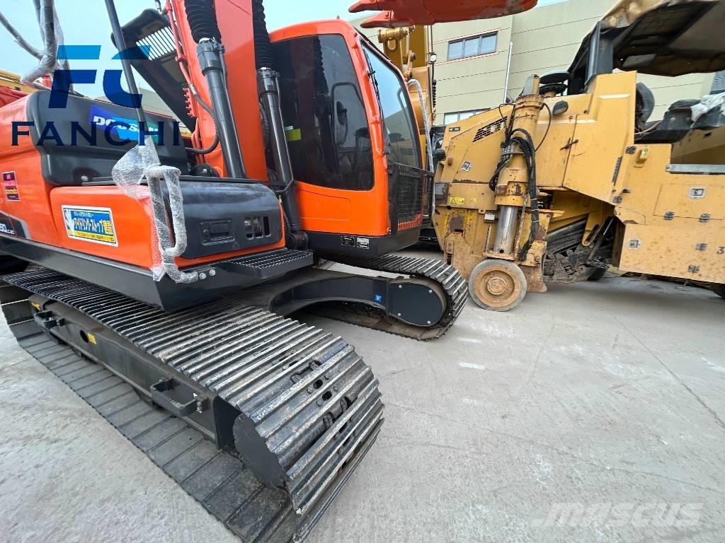 Doosan dx150 Telakaivukoneet