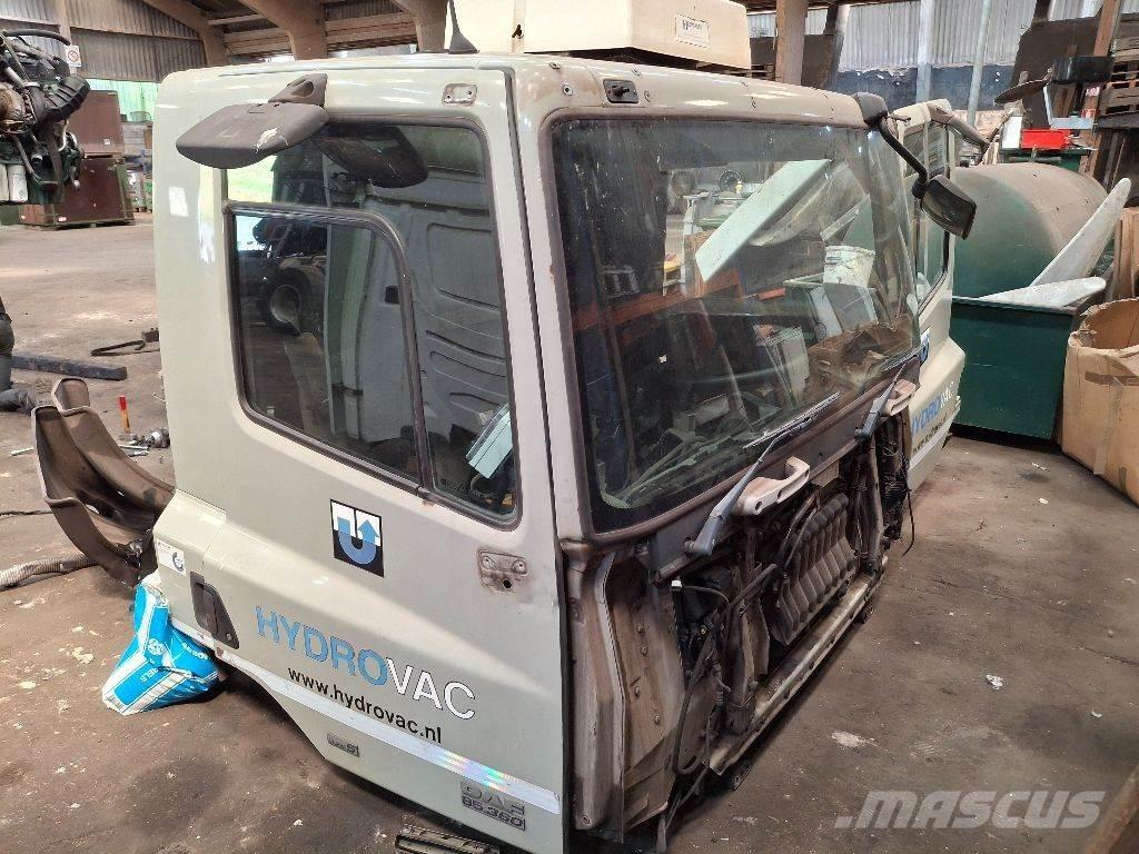 DAF CF 85.360 Ohjaamot ja sisustat